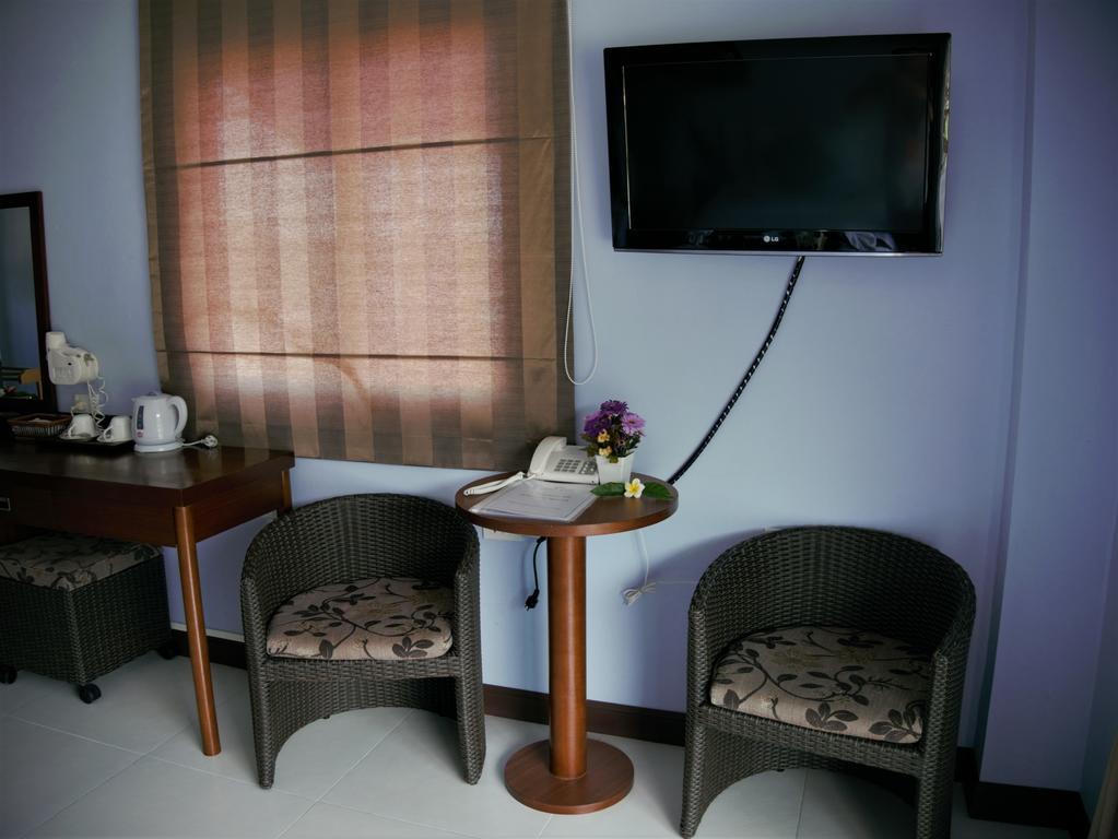 Nap Hotel Haad Rin